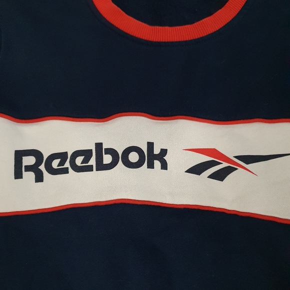 Reebok Crewneck Sweater - Picture 2 of 2